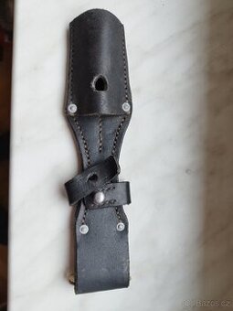 Německo opaskový vojenský závěsník na bajonet K98