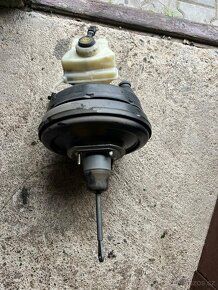 Bmw x5 e53 posilovač brzd