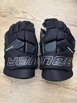 Hokejové rukavice Bauer Supreme – černé – TOP stav