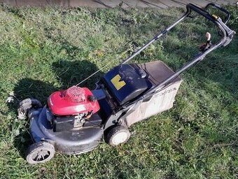 Profi sekačka Honda HRD 536 C HXE s pojezdem