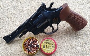 Revolver Arminius cal.4mmRF DA drážkovný střední TOP