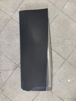 Pravá zadní lišta dveří Peugeot 3008 II.