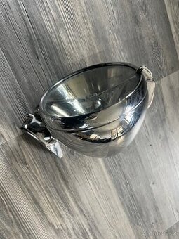 Bentley - středové / centrální světlo