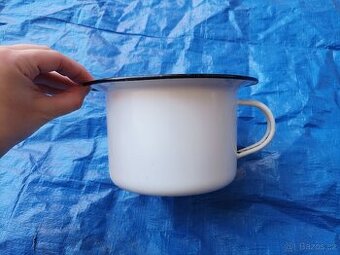 Smaltovaný bílý nočník