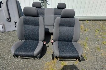 Sedačky, tapeci, koberečky Felicia