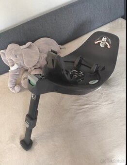 Prodám základnu CYBEX Base T (ISOFIX)