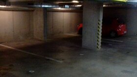 Pronájem garážového parkovacího stání