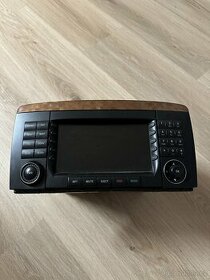 Rádio, navigace do Mercedes-Benz R-class W251 - 1