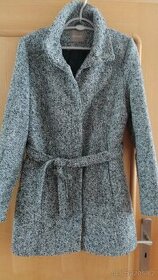 Kabát zimní šedý melír značka Orsay