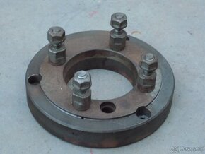 Koupím přírubu B5 průměr 160 mm jiný průměr nenabízejte