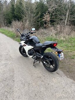 Yamaha XJ6 Diversion F