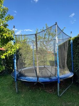 Trampolína za flasku