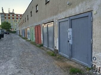 Pronajmu garáž