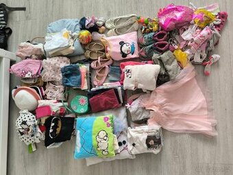 Oblečení holčička -100ks za 500kc