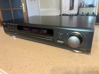 Technics ST - GT550 kvalitní tuner Japan