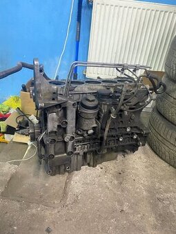 Spodek motoru Volvo D5