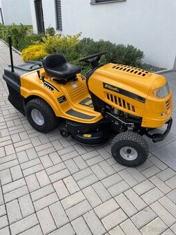 Nový Zahradní sekací trakturek Mtd Riwall RLT92T-