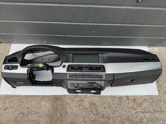 BMW F10/F11 palubka / palubní deska