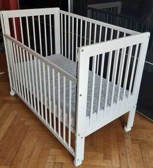 Bílá postýlka 120x60