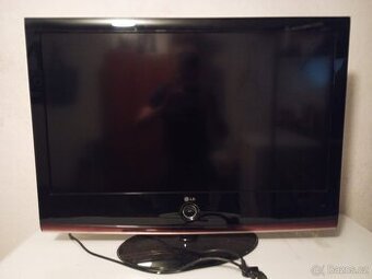 LG 37LH7000 + set-top box Tesla TE-3000 – bezvadný stav