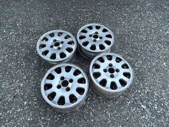 Alu kola Felicia 4x100 r13