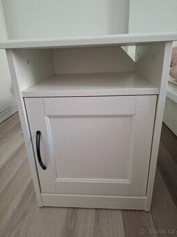 Nocni stolek Songesand Ikea