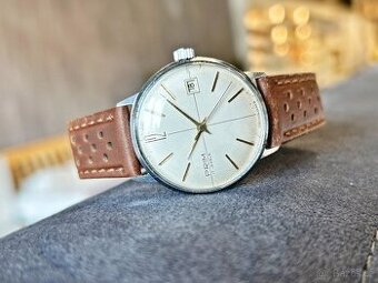 Československé mechanické vintage retro hodinky PRIM Datum