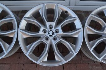 5x100 R18 Hliníkové disky originál Škoda Kamiq