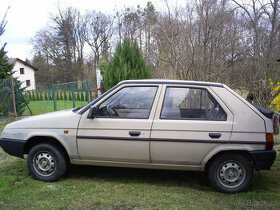 ŠKODA FAVORIT 136L