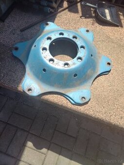 Prodám hvezdice na zetor 3011 - 4011
