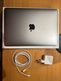Prodám Apple Macbook