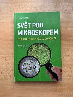 Kniha Svět pod mikroskopem