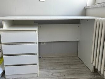 Prodám kancelářský psací stůl