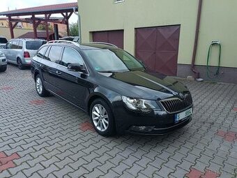 Superb 2.0 Tdi 125 kW DSG combi Elegance