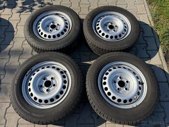 4x plechové disky 5x120 + pneu zimní 215/65 R16C