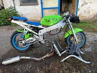 Kawasaki ZXR 750 H na díly