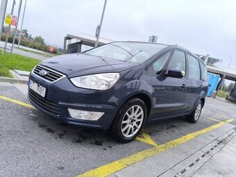 Ford Galaxy 7 míst