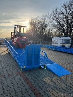 Mobilní nájezdová nakládací rampa 8T za kamion