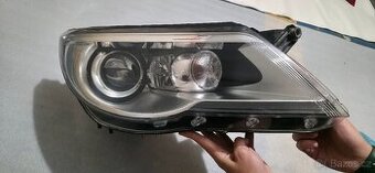 Přední světlomet pravý VW Tiguan