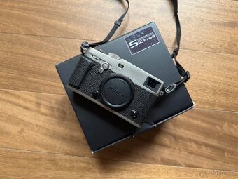 FUJIFILM XPRO 3