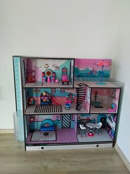 Domeček pro panenky