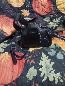 Canon EOS 4000D