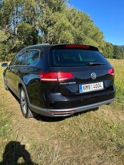 VW Passat Alltrack