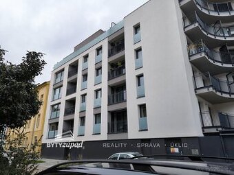 Pronájem parkovacího zakladače Plzeň-Na Jíkalce