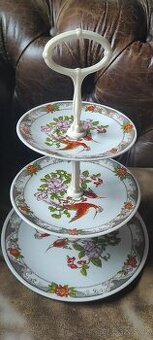 Porcelánový etažér