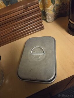 Chlebník dóza na svačinu retro