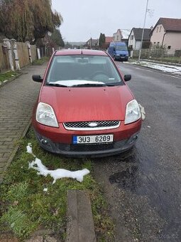 Ford fiesta 1.3 benzin