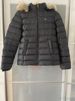 Dámská zimní bunda Tommy Jeans