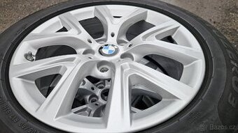 zimní 5x112 8jx17 et30 / 225/55 r17