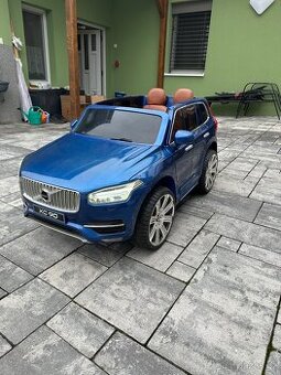 Elektrické autíčko Volvo XC90